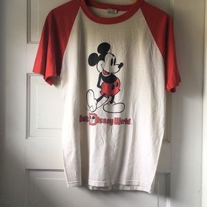 Vintage Disney World t shirt